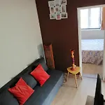 Aliciamar F By Casas De דירה